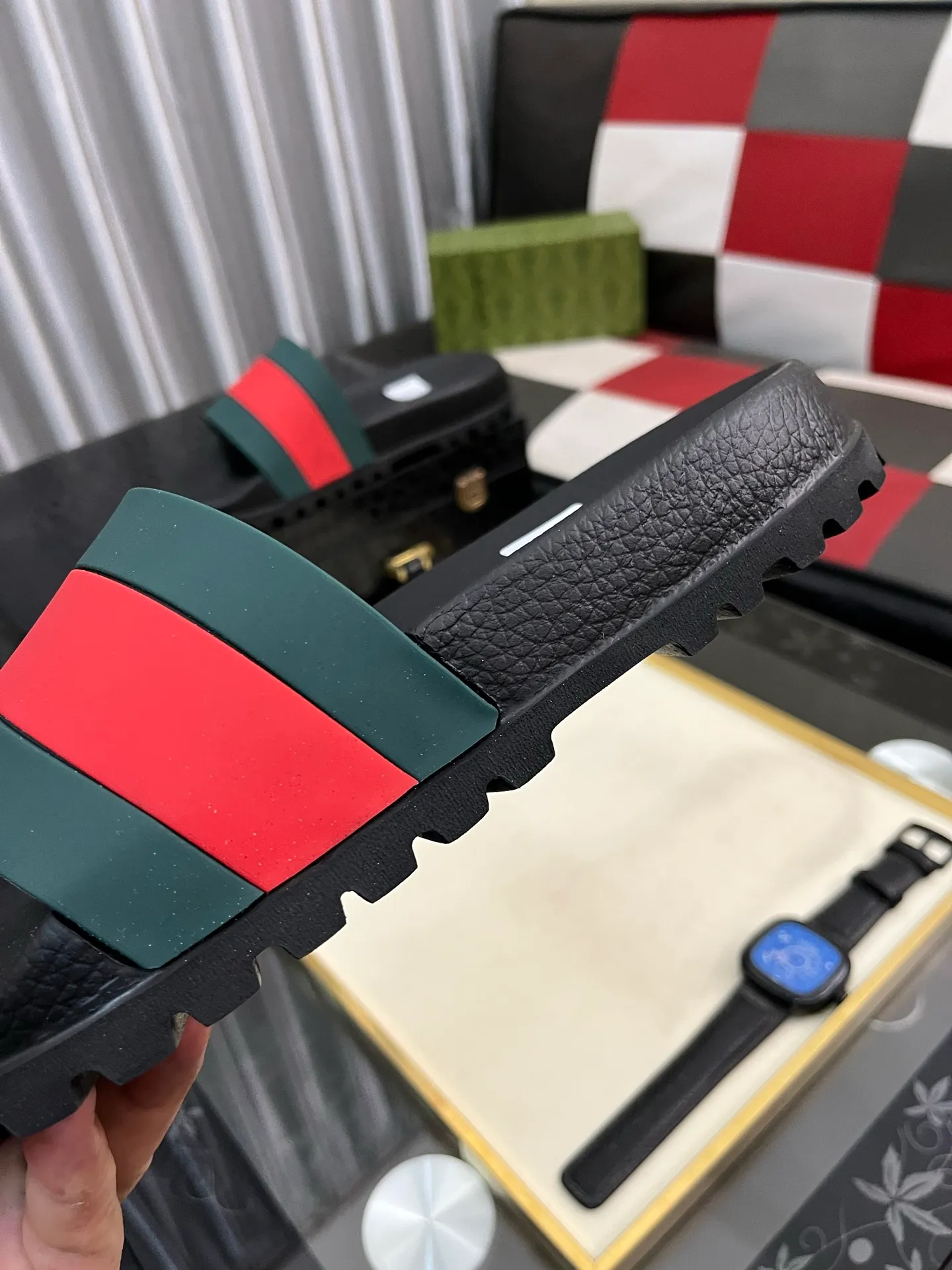Men's men's shoes💰260⌚️⌚️ＧＵＣＣＩ.Gucci.Official website 1:1 popular slippers hot sale! Original original material 🩴 SIZE: 38-46 (45.46 non-refundable)